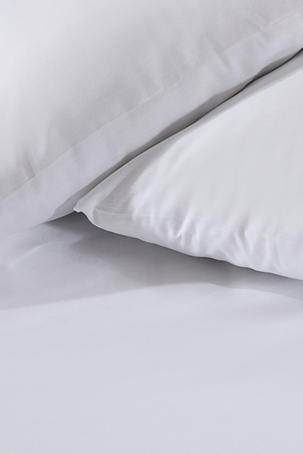 Aytunç Lisa Lastikli Fitted Beyaz Renk Çift Kişilik Yastıklı Çarşaf Seti