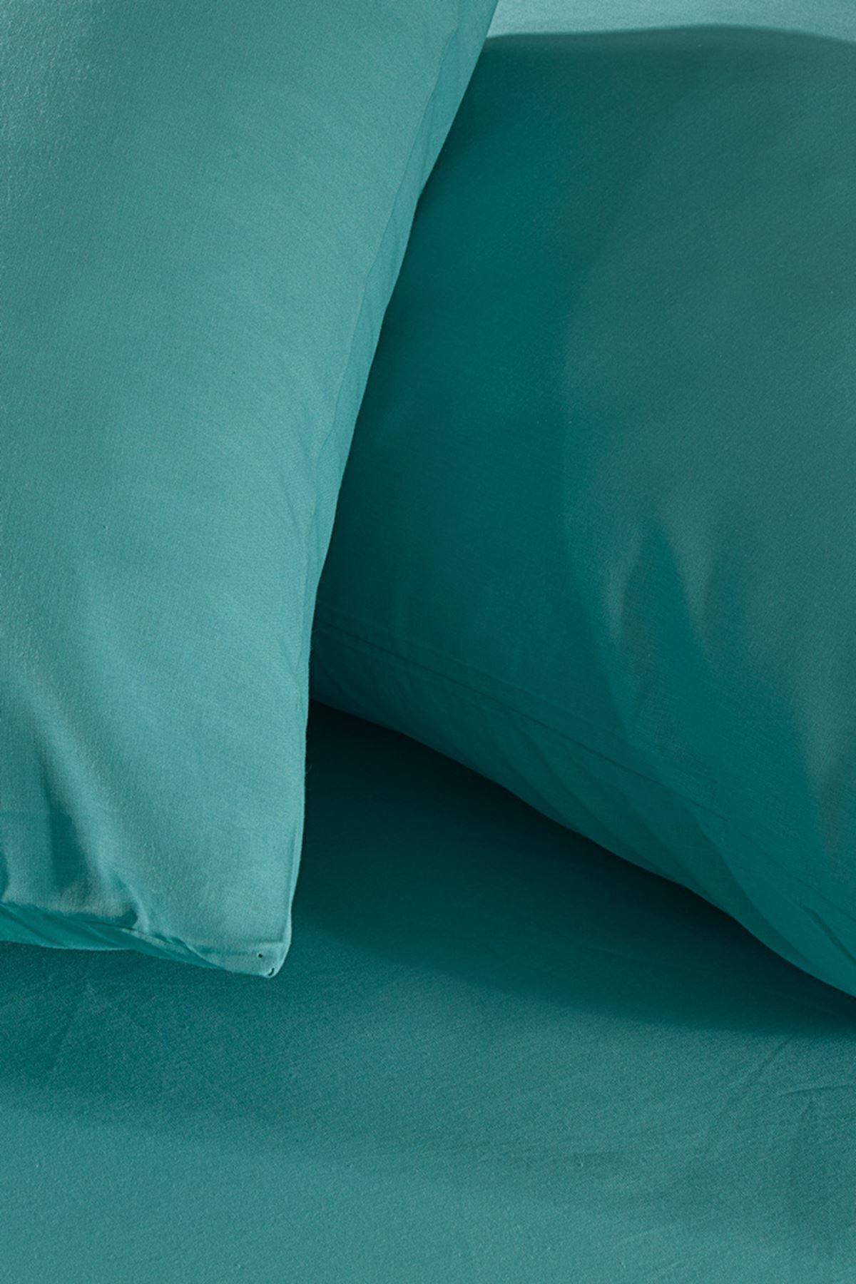 Aytunç Lisa Lastikli Fitted Yeşil Renk Çift Kişilik Yastıklı Çarşaf Seti