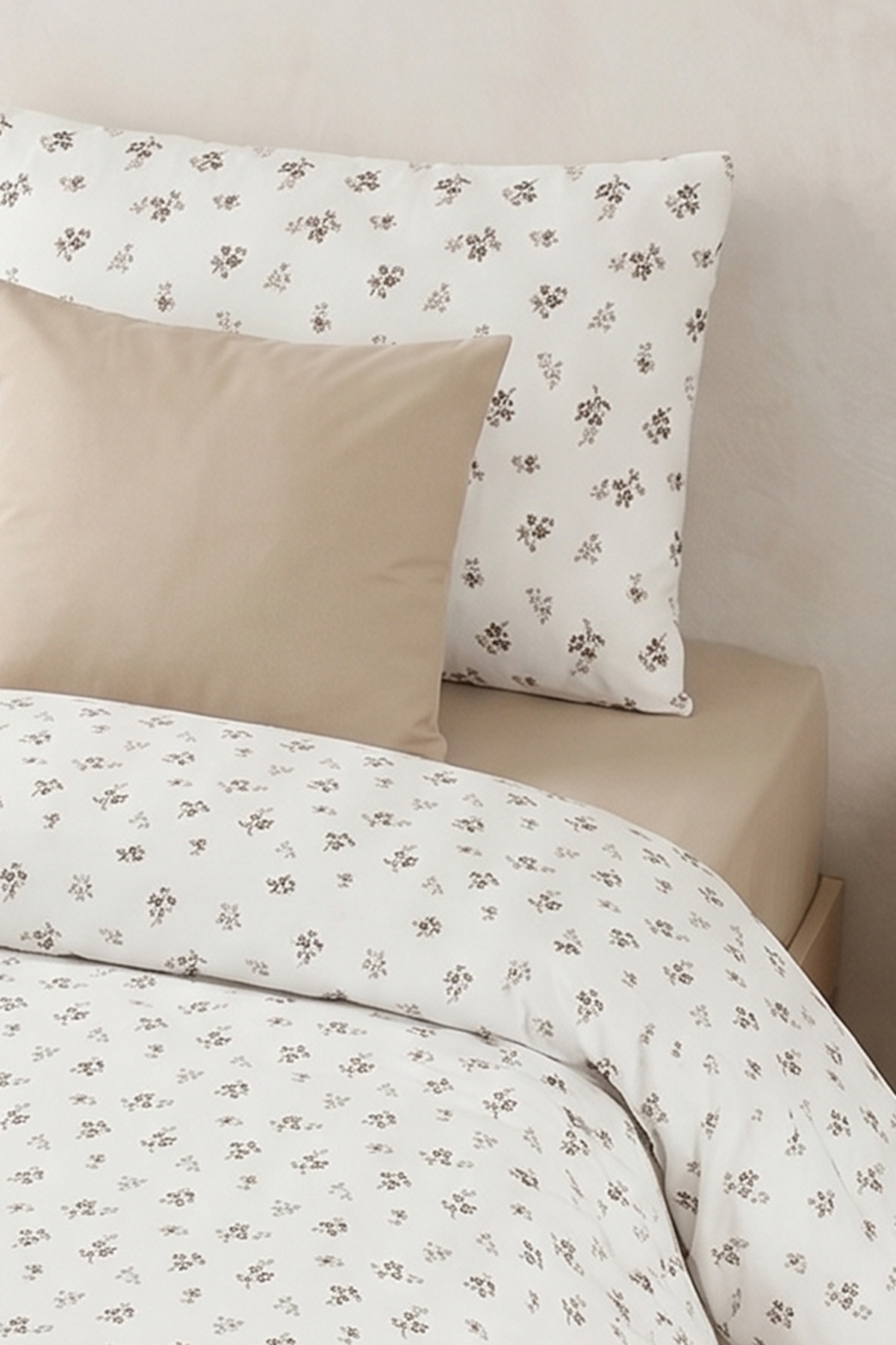 Aytunç Ecrin %100 Pamuklu Tek Kişilik Lastikli (Fitted) Nevresim Takımı 160x220