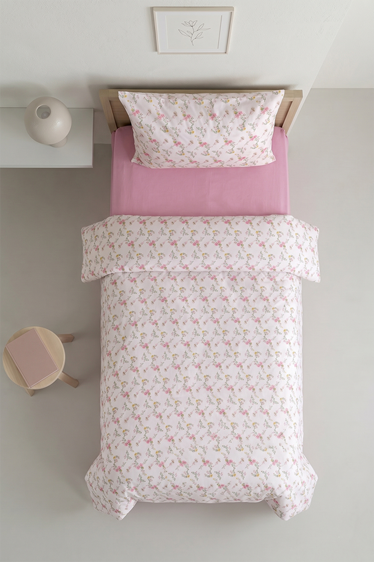 Aytunç Çiçek %100 Pamuklu Tek Kişilik Lastikli (Fitted) Nevresim Takımı 160x220 cm